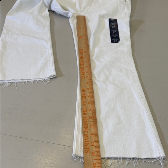 J Crew Flare crop white jean in signature stretch Size 27 - Picture 5 of 13